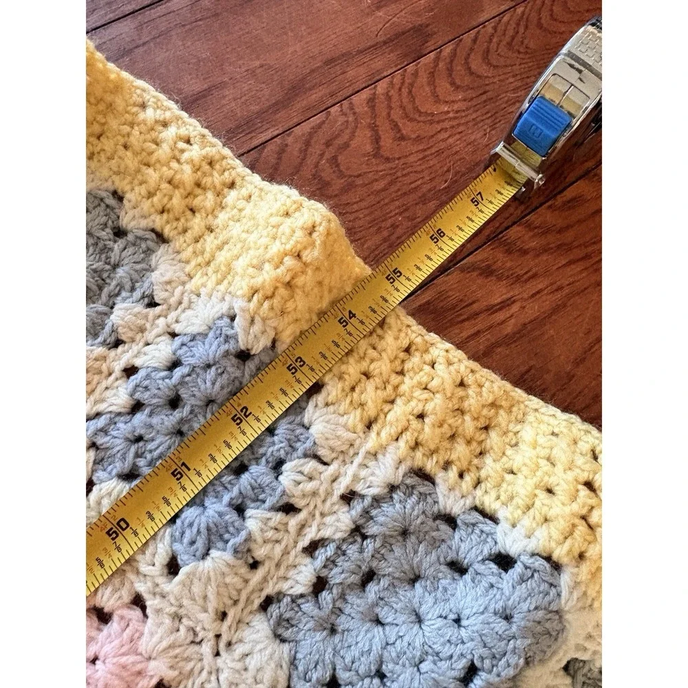 Large Vintage Handmade Pastels & White Crochet Afghan Granny Squares 55